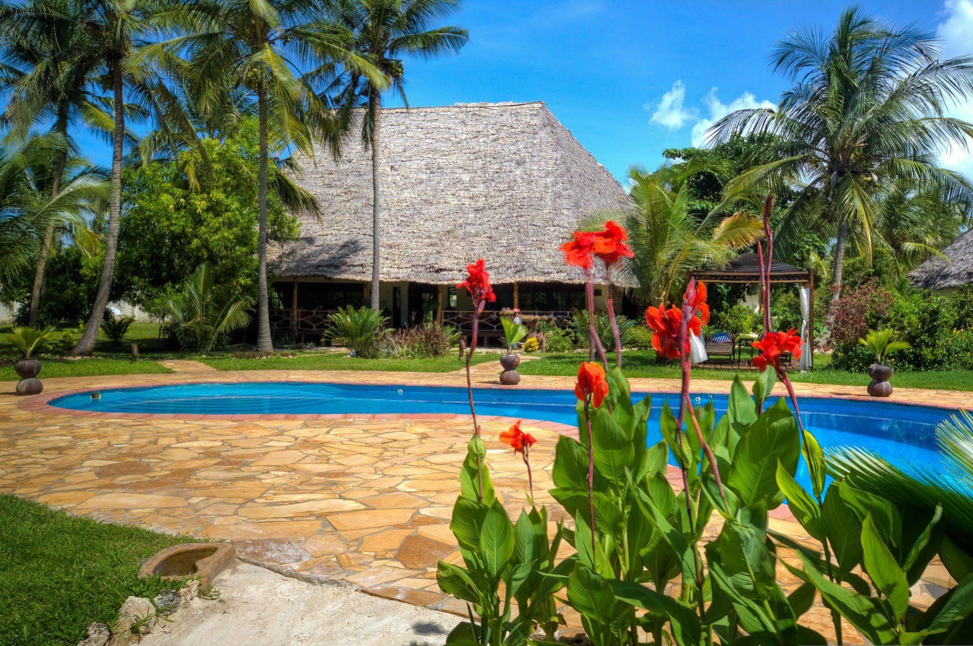 Anna Of Zanzibar Hotel Bwejuu Exterior photo